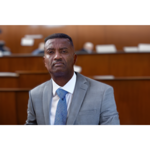 Best High Profile US Supreme Court Lawyer for Appeals ofr Healthcare and government contractors and healthcare companies.